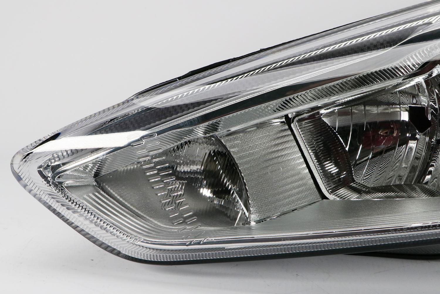 Hella Left Headlight for Ford, OEM quality, OEM 1866250 - View 5