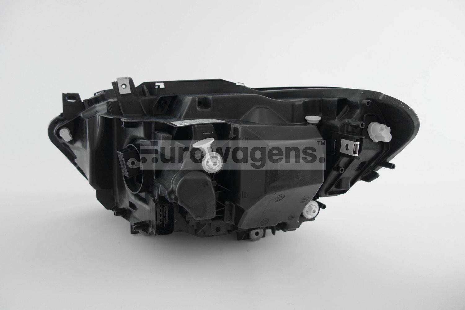 BMW 1 Series Right Headlight, Hella OEM, OEM 63117414148 - View 3