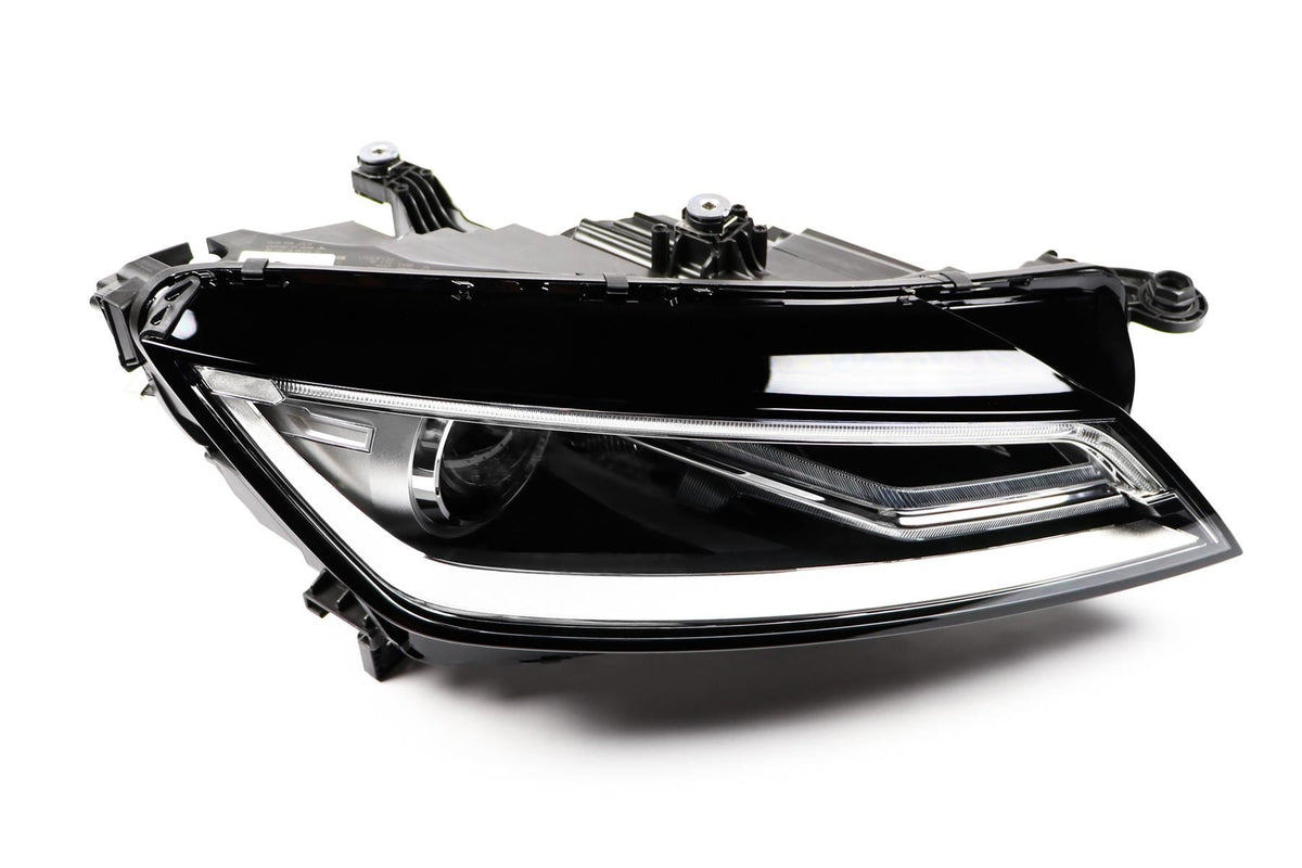 Audi TT Right Headlight, Magneti Marelli OEM, OEM 8S0941044A - View 11