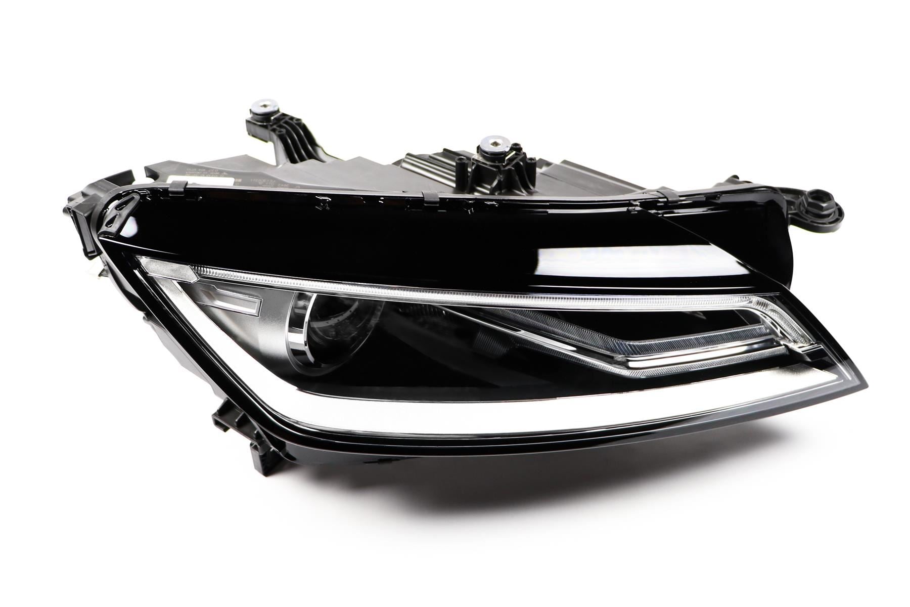 Audi TT Right Headlight, Magneti Marelli OEM, OEM 8S0941044A - View 11