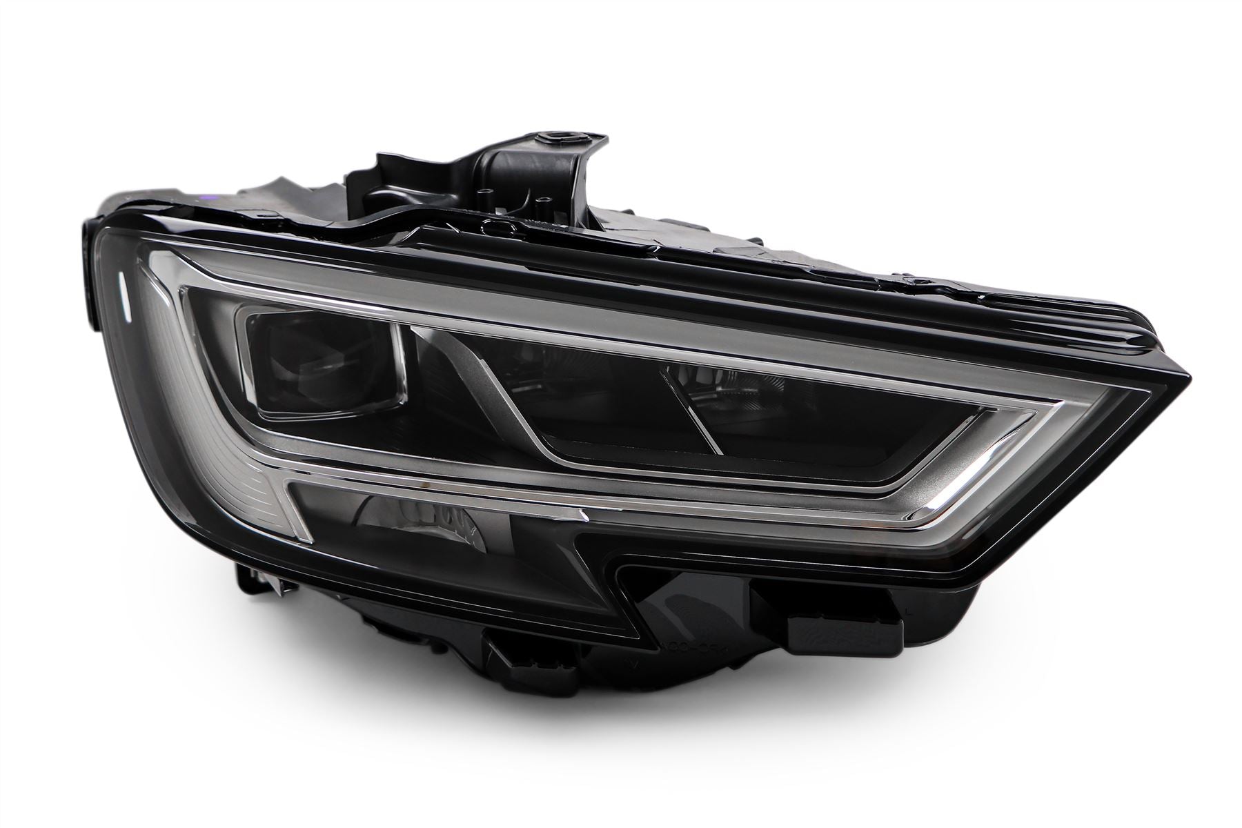 Audi A3 Right Headlight, Valeo OEM, OEM 8V0941774D, MPN 46829