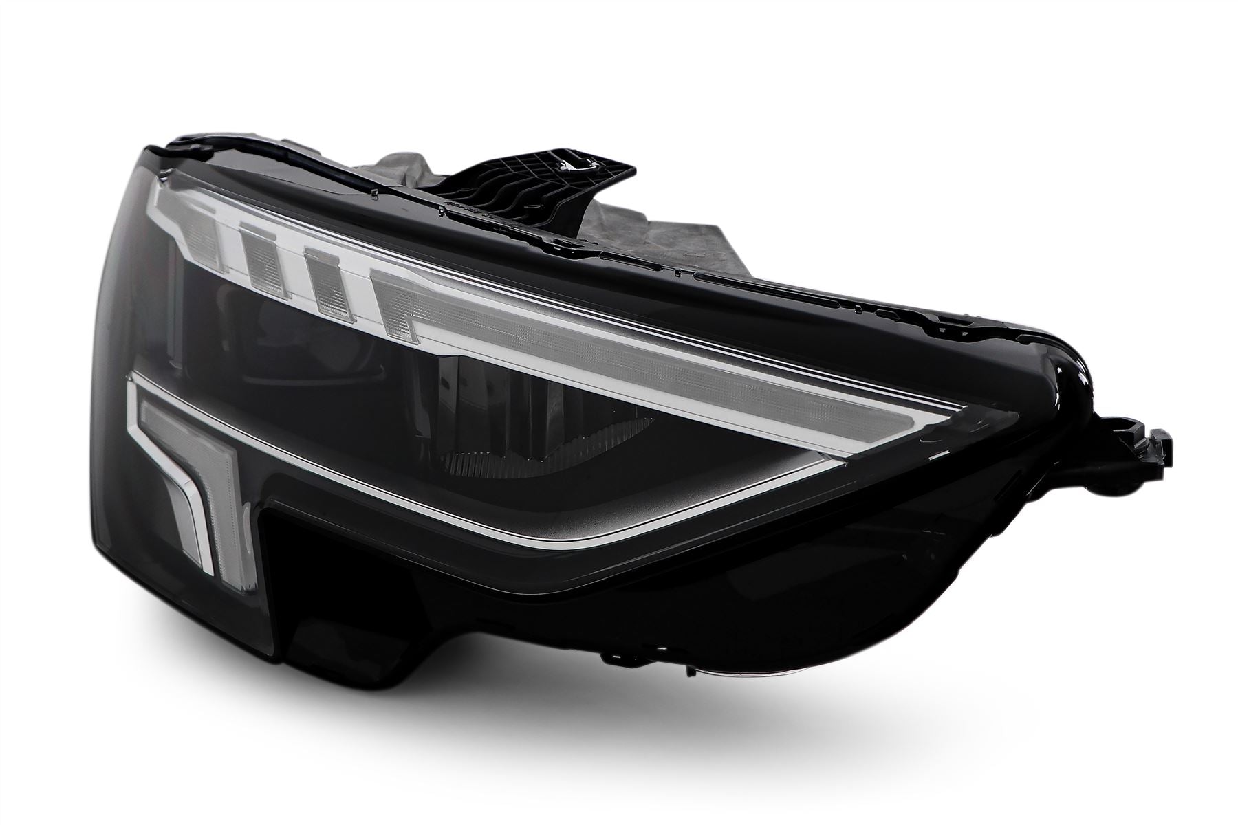 Audi A3 Sportback Right Headlight, Valeo OEM, OEM 8Y0941034A - View 9