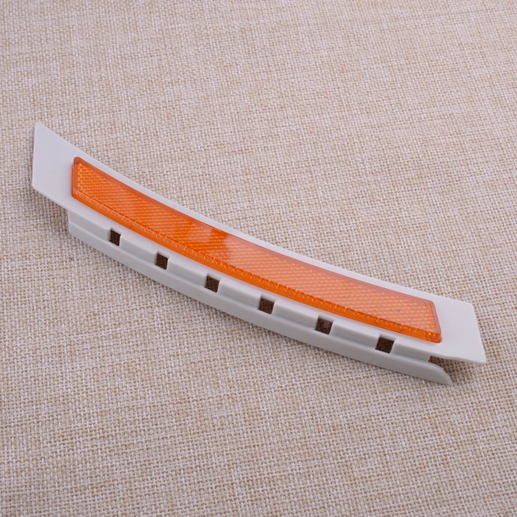 Bumper Reflector Front - for BMW - OEM 63147185743 | Eurowagens - View 3
