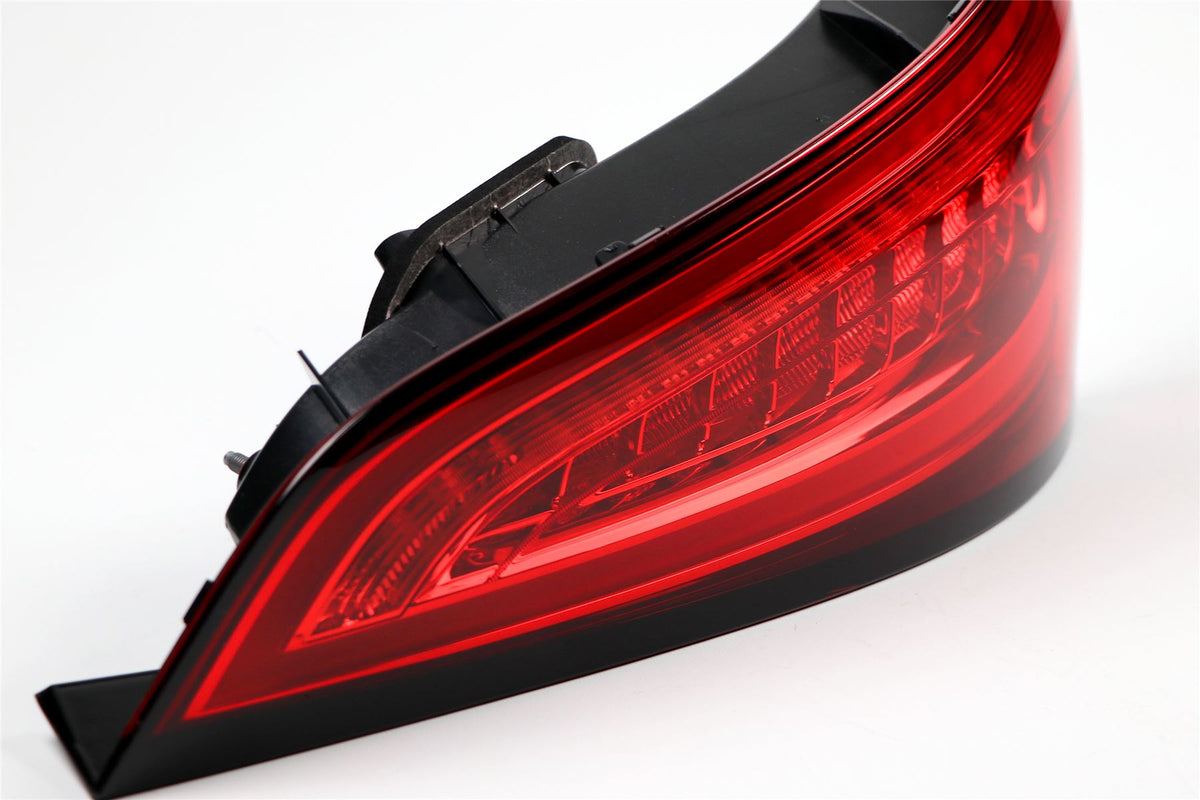 Audi Q5 Right Rear Light, Magneti Marelli OEM, OEM 8R0945094C - View 3