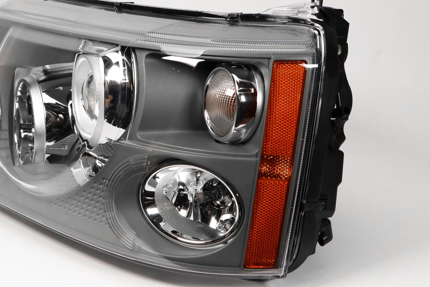Hella Bi-Xenon AFS Left Headlight for Land Rover, OEM quality, OEM LR012437 - View 7