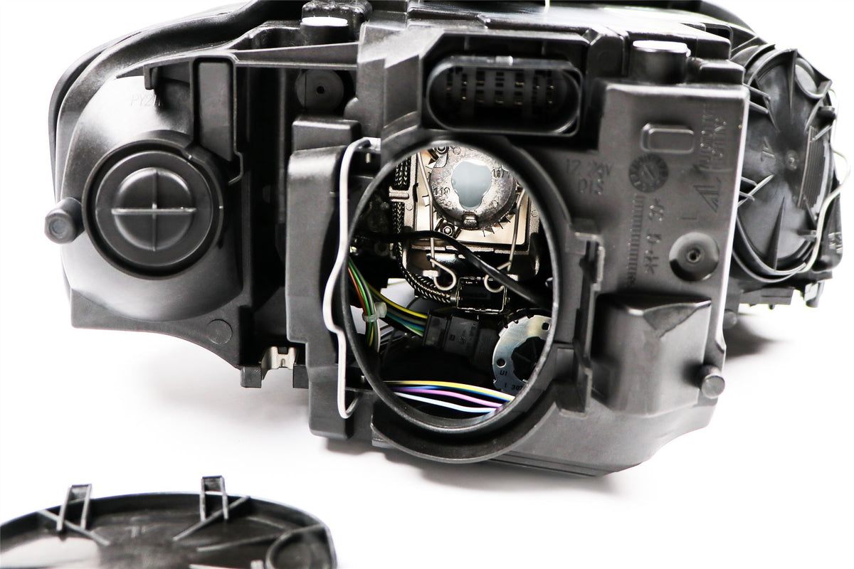 Audi A3 Right Headlight, Magneti Marelli OEM, OEM 8P0941029AB - View 6