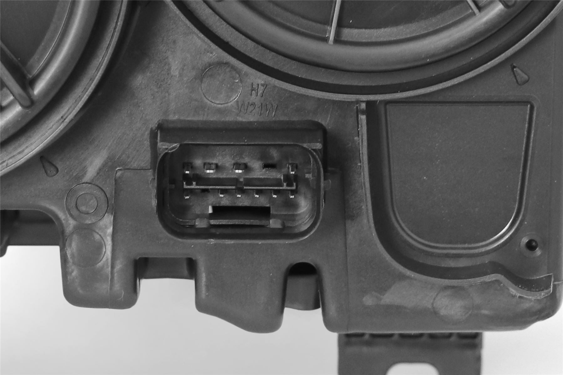 BMW X3 Left Headlight, Magneti Marelli OEM, OEM 63117334075 - View 6