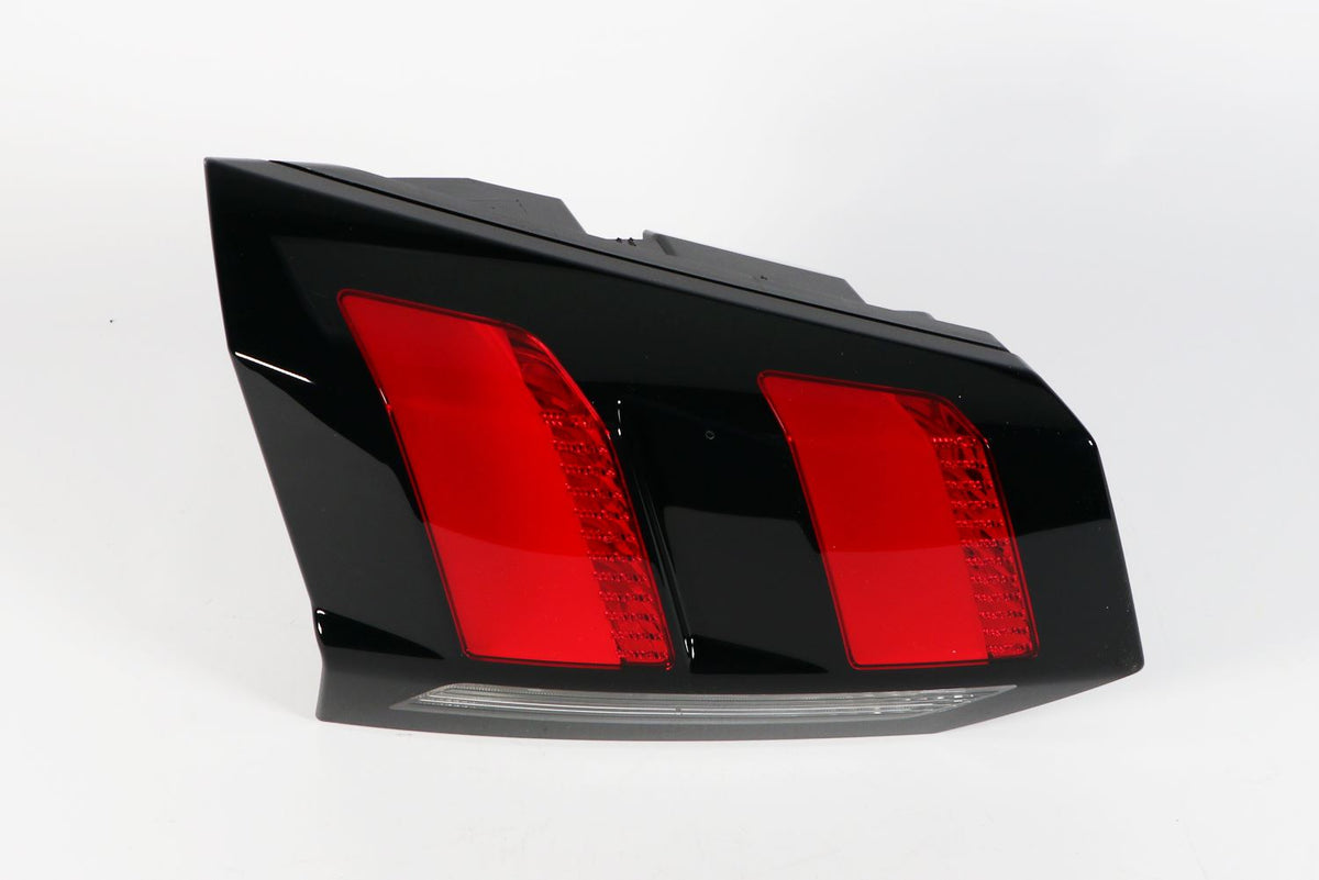 Peugeot 5008 Left Rear Light, Magneti Marelli OEM, OEM 9811027880 - View 5