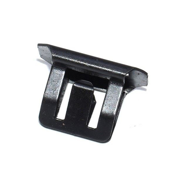 Bumper Grille Clip - for Chevrolet, Cadillac & more - OEM 15162843 | Eurowagens - View 2