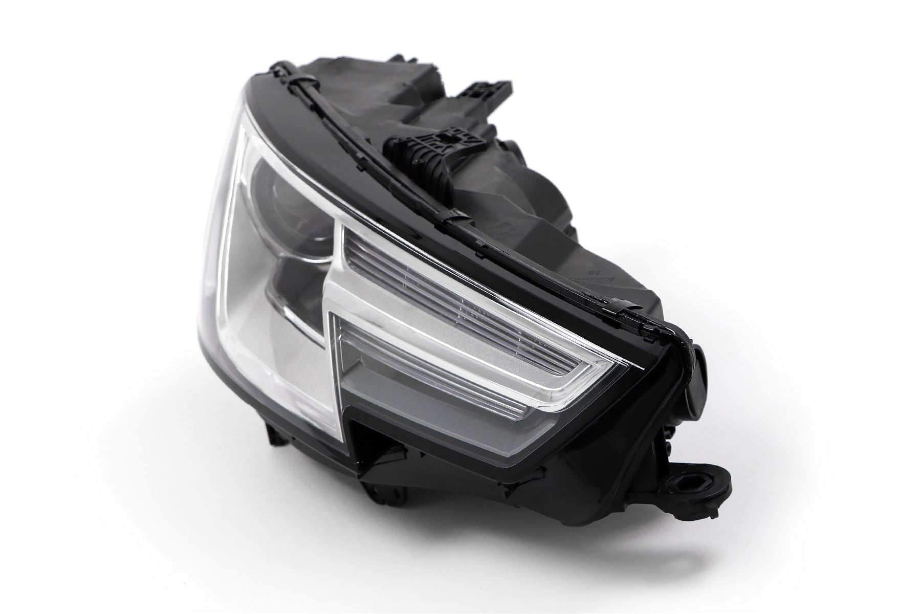 Audi A4 B9 Right Headlight, Magneti Marelli OEM, OEM 8W0941044A - View 10