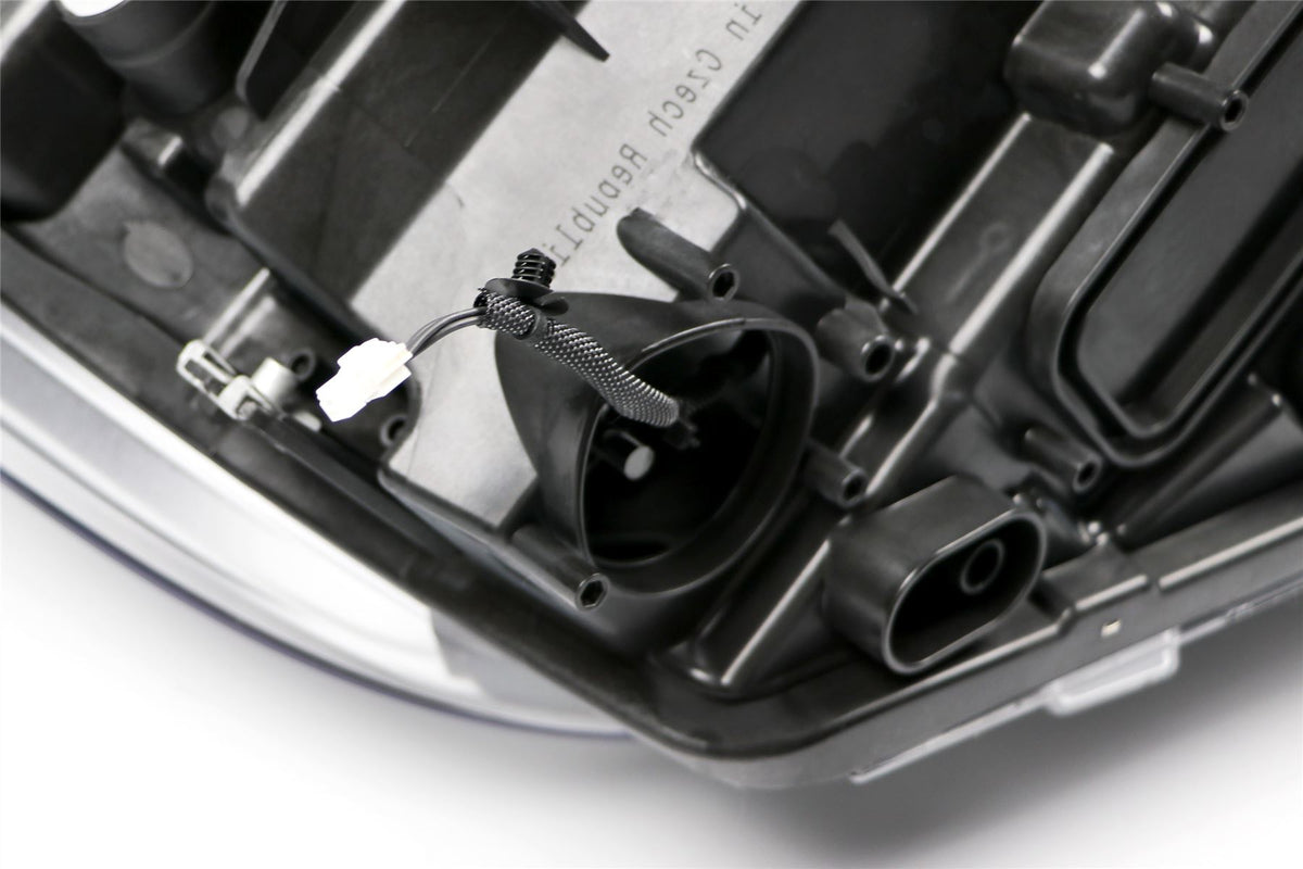 Hella LED Left Headlight for MAN & Volkswagen, OEM quality, OEM 7C1941035 - View 7