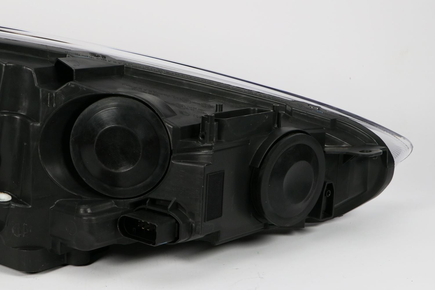 Hella Left Headlight for Ford, OEM quality, OEM 1866250 - View 4