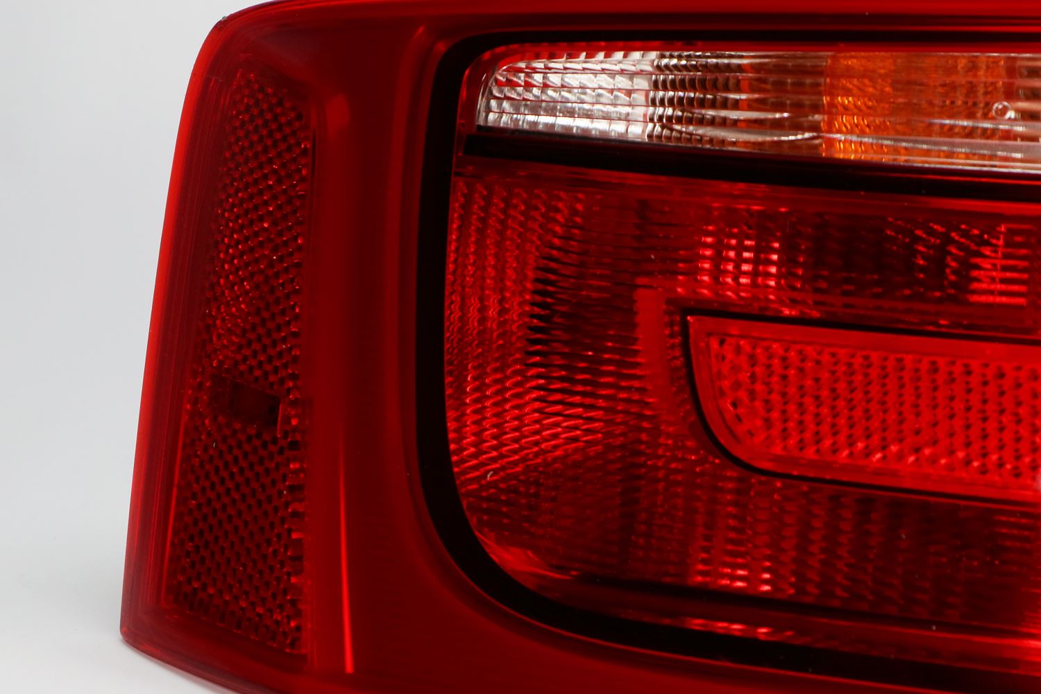 Audi A5 Left Rear Light, Magneti Marelli OEM, OEM 8T0945095F - View 11