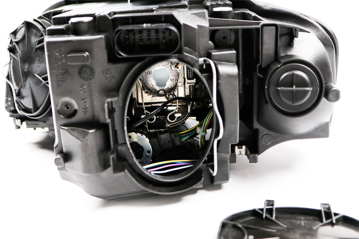 Audi A3 Right Headlight, Magneti Marelli OEM, OEM 8P0941030AB - View 10