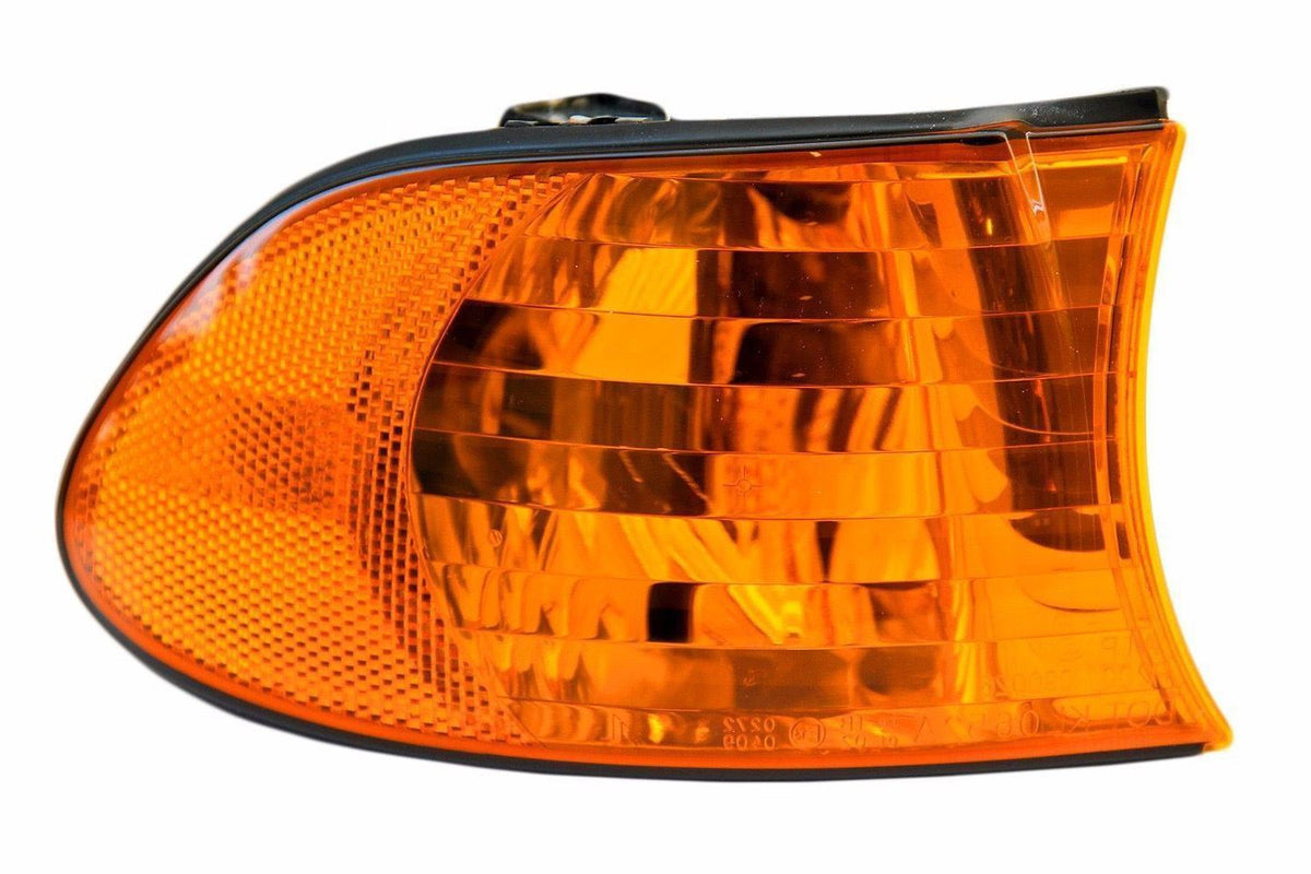 BMW 7 Series E38 Right Indicator, Magneti Marelli OEM, OEM 63138379108 - View 2