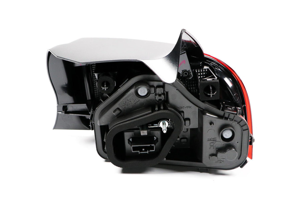 Citroen C4 Cactus Left Rear Light, Valeo OEM, OEM 9800916380 - View 6