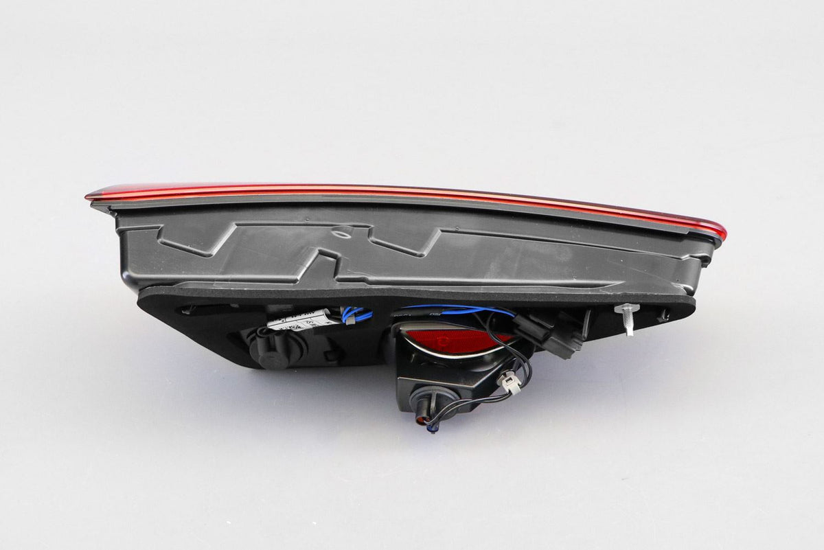 Vauxhall Insignia Right Rear Light, Magneti Marelli OEM, OEM 39108786 - View 3