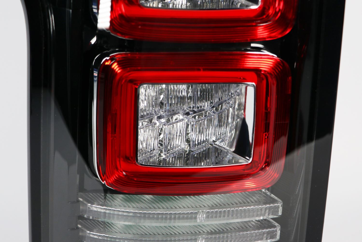 Land Rover Range Rover Left Rear Light, Valeo OEM, OEM CK52-13404 - View 12