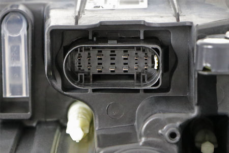 Volkswagen Transporter T6 Right Headlight, Valeo OEM, OEM 7E2941774 - View 9