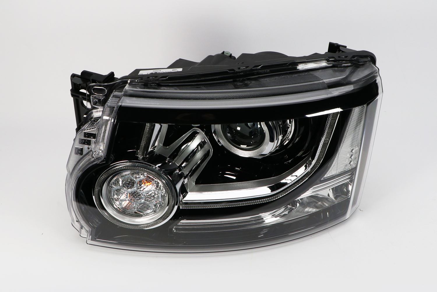 Land Rover Discovery Headlight Cover, Valeo OEM, OEM LR052388 - View 4