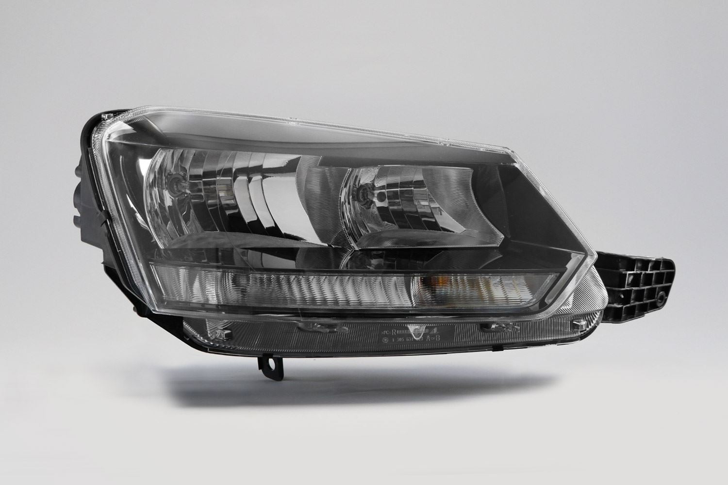 Skoda Yeti Right Headlight, Magneti Marelli OEM, OEM 5L2941016D, MPN MHL8441