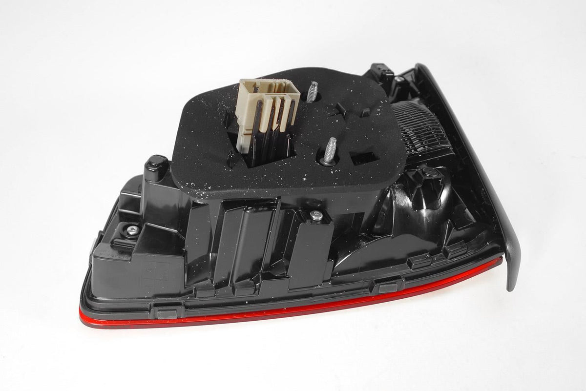 Hella LED Left Rear Light for Volkswagen, OEM quality, OEM 3G9945093B - View 12
