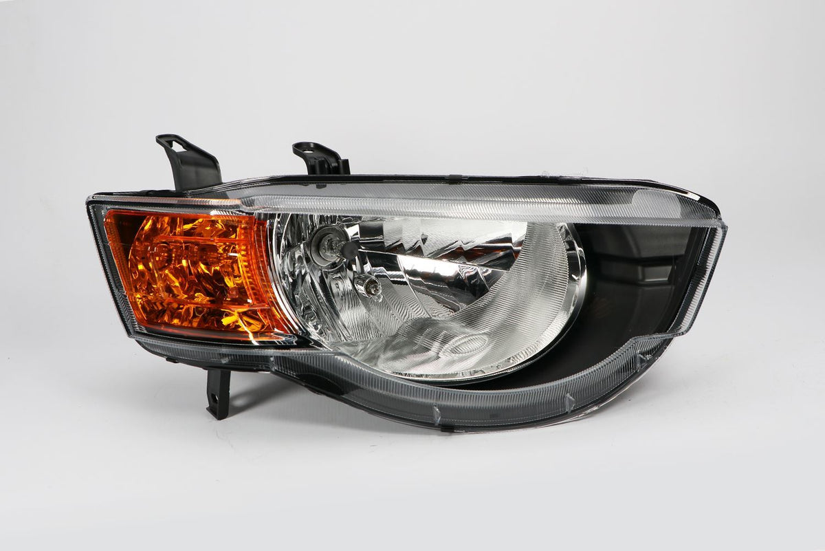 Mitsubishi Colt Right Headlight, Magneti Marelli OEM, OEM 8301B654 - View 9
