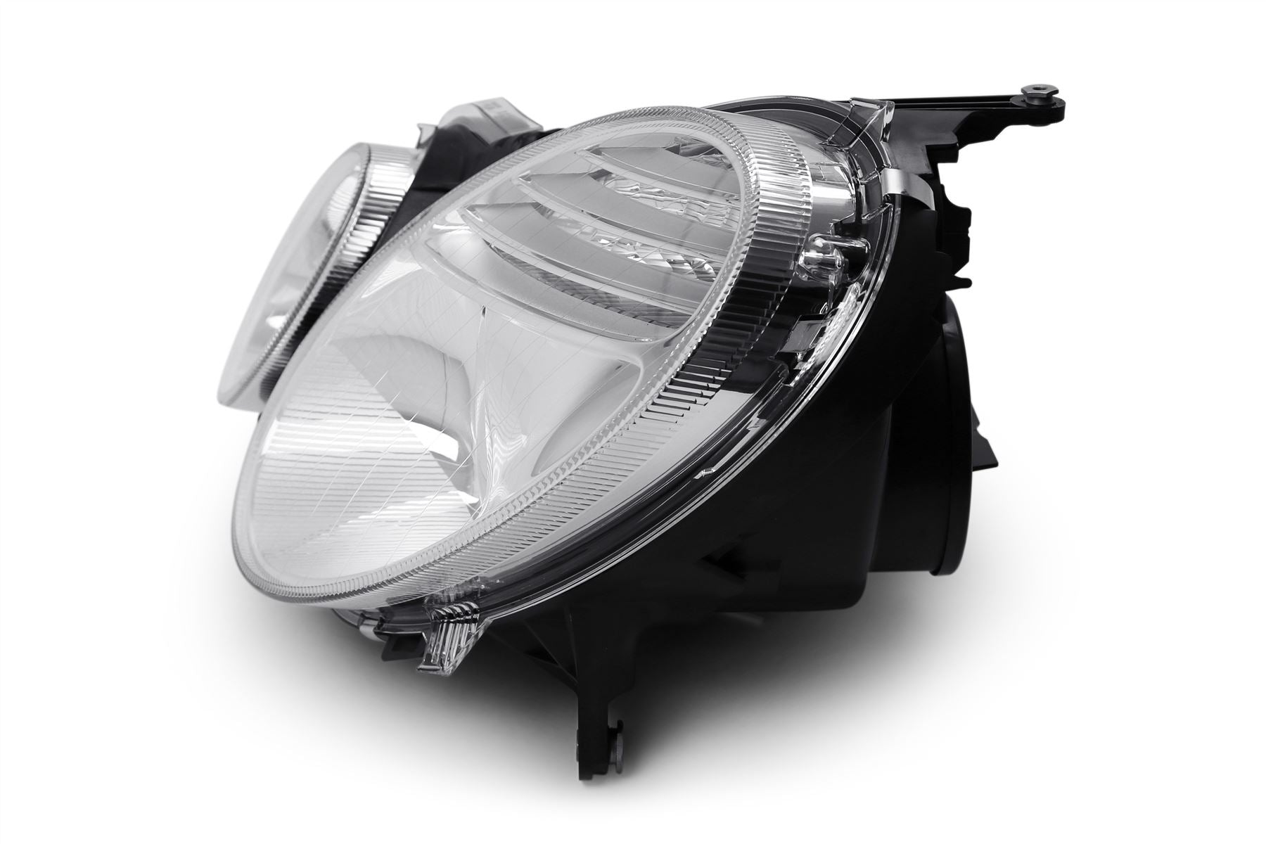 Hella Bi-Xenon Left Headlight for Mercedes-Benz, OEM quality, OEM 211 820 49 61 - View 4