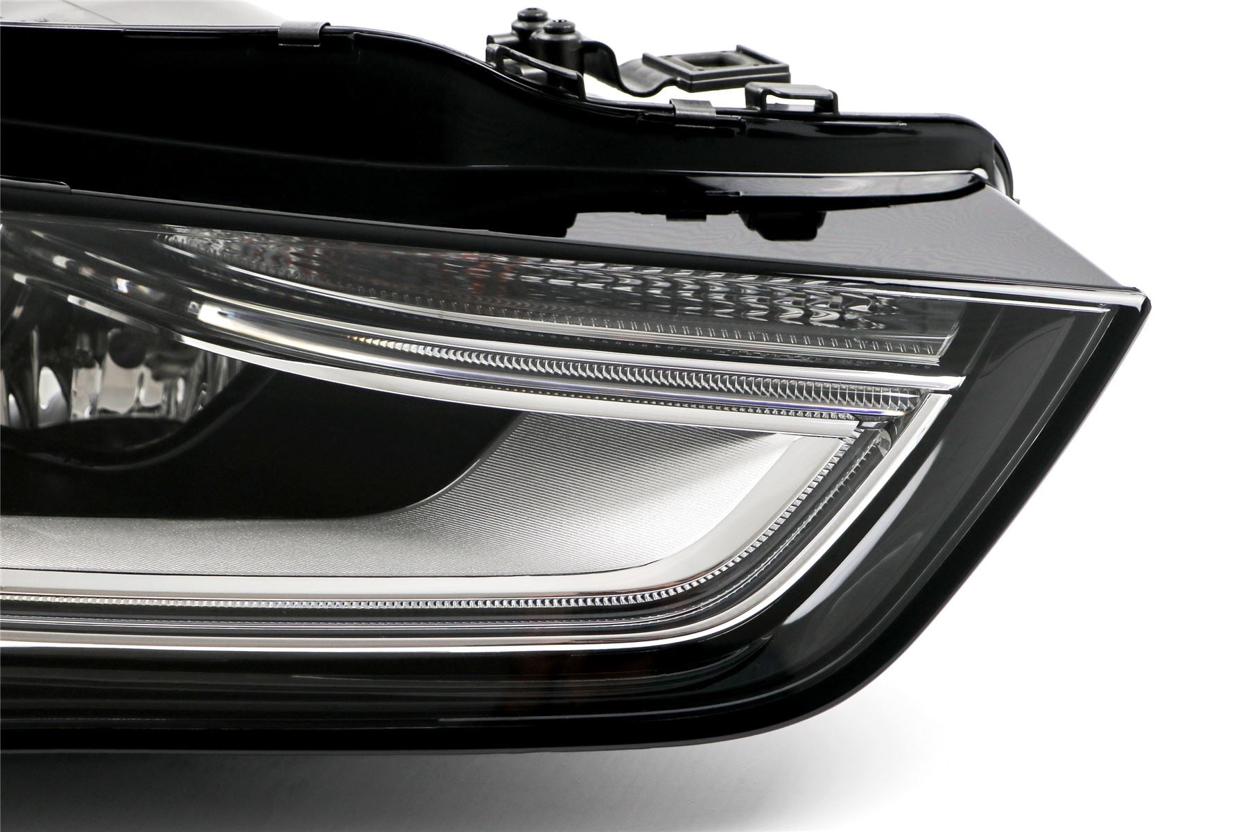 Audi A4 B8 Right Headlight, Magneti Marelli OEM, OEM 8K0941030T - View 5