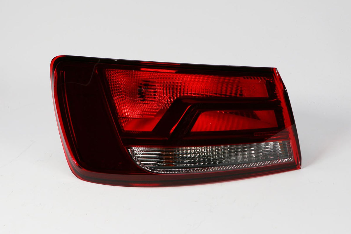 Audi A3 Saloon Left Rear Light, Magneti Marelli OEM, OEM 8V5945095, MPN LLI932