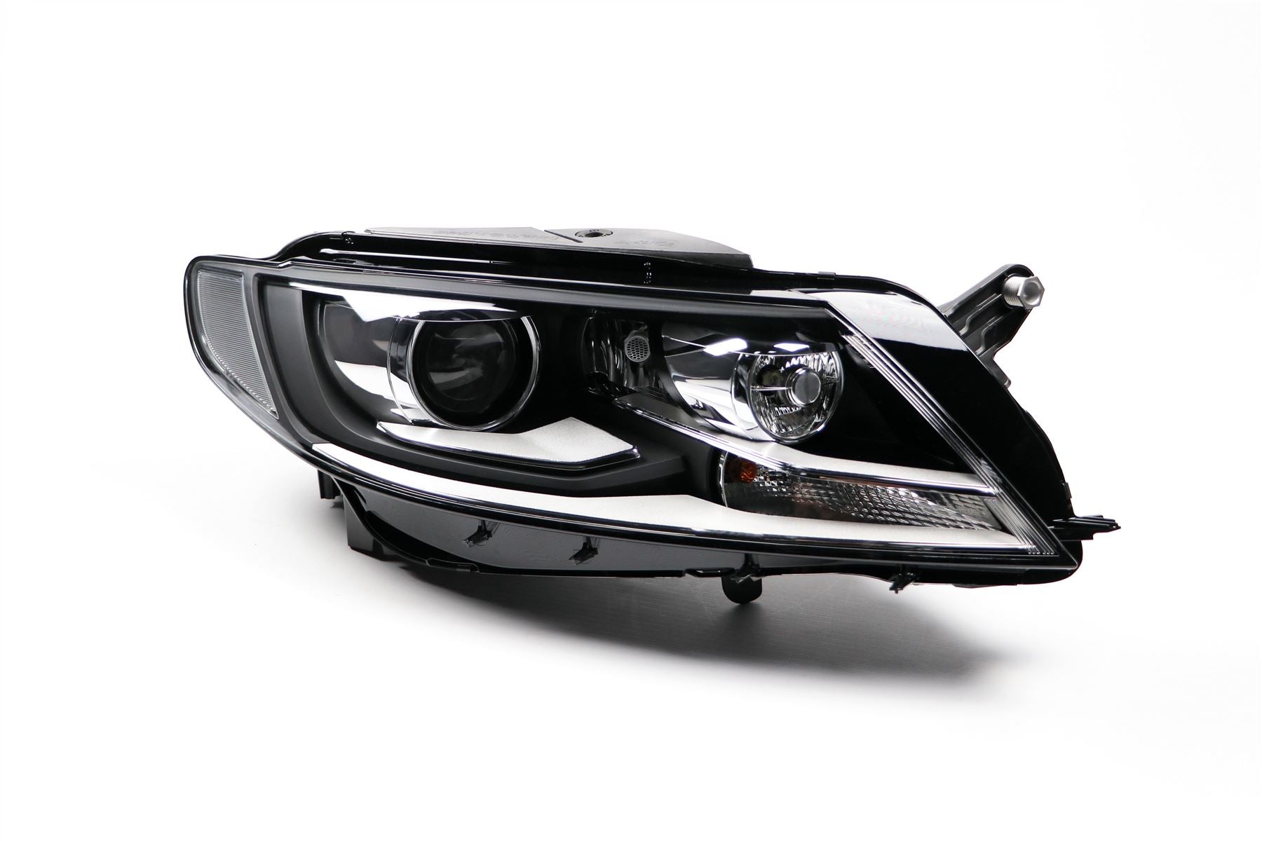 Volkswagen CC Right Headlight, Magneti Marelli OEM, OEM 3C8941032B, MPN MHL7771