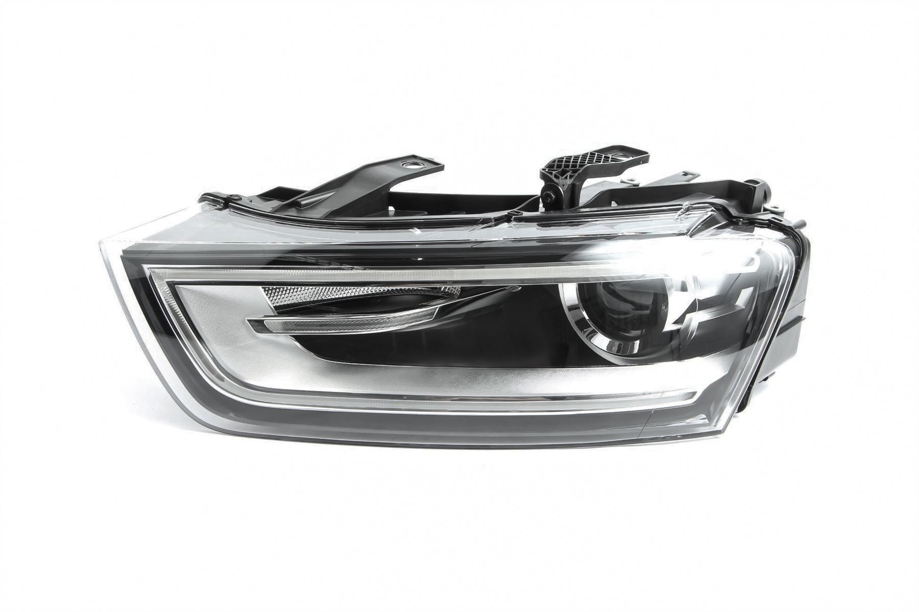 Audi Q3 Left Headlight, Magneti Marelli OEM, OEM 8U0941043A, MPN MHL9642