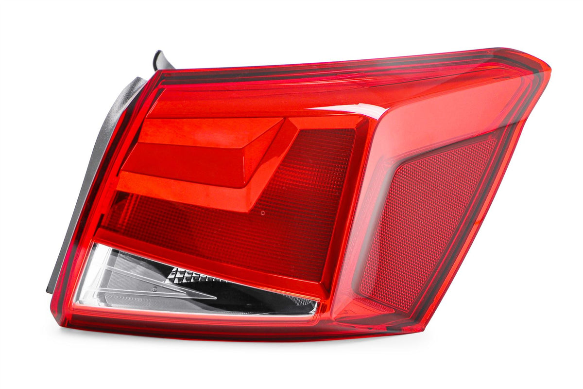 Seat Arona Right Rear Light, Magneti Marelli OEM, OEM 6F9945096B, MPN LLM611