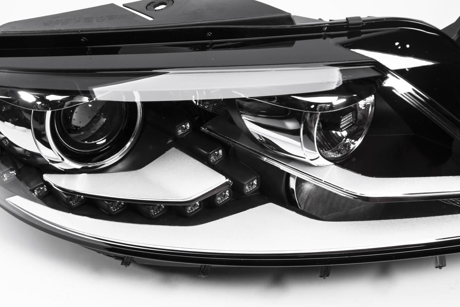 Volkswagen CC Right Headlight, Magneti Marelli OEM, OEM 3C8941752G - View 7