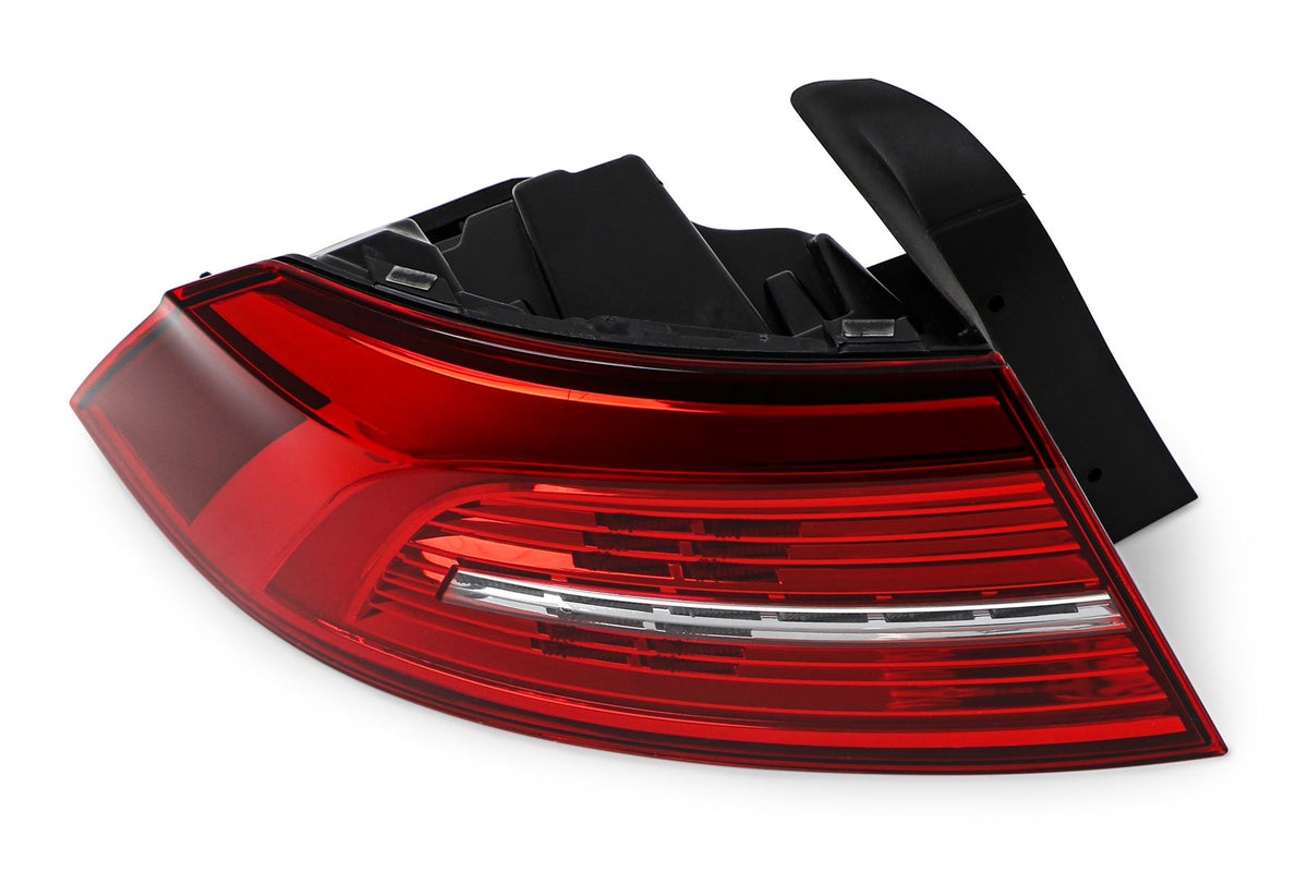 Volkswagen Passat Right Rear Light, Magneti Marelli OEM, OEM 3G5945207C - View 12