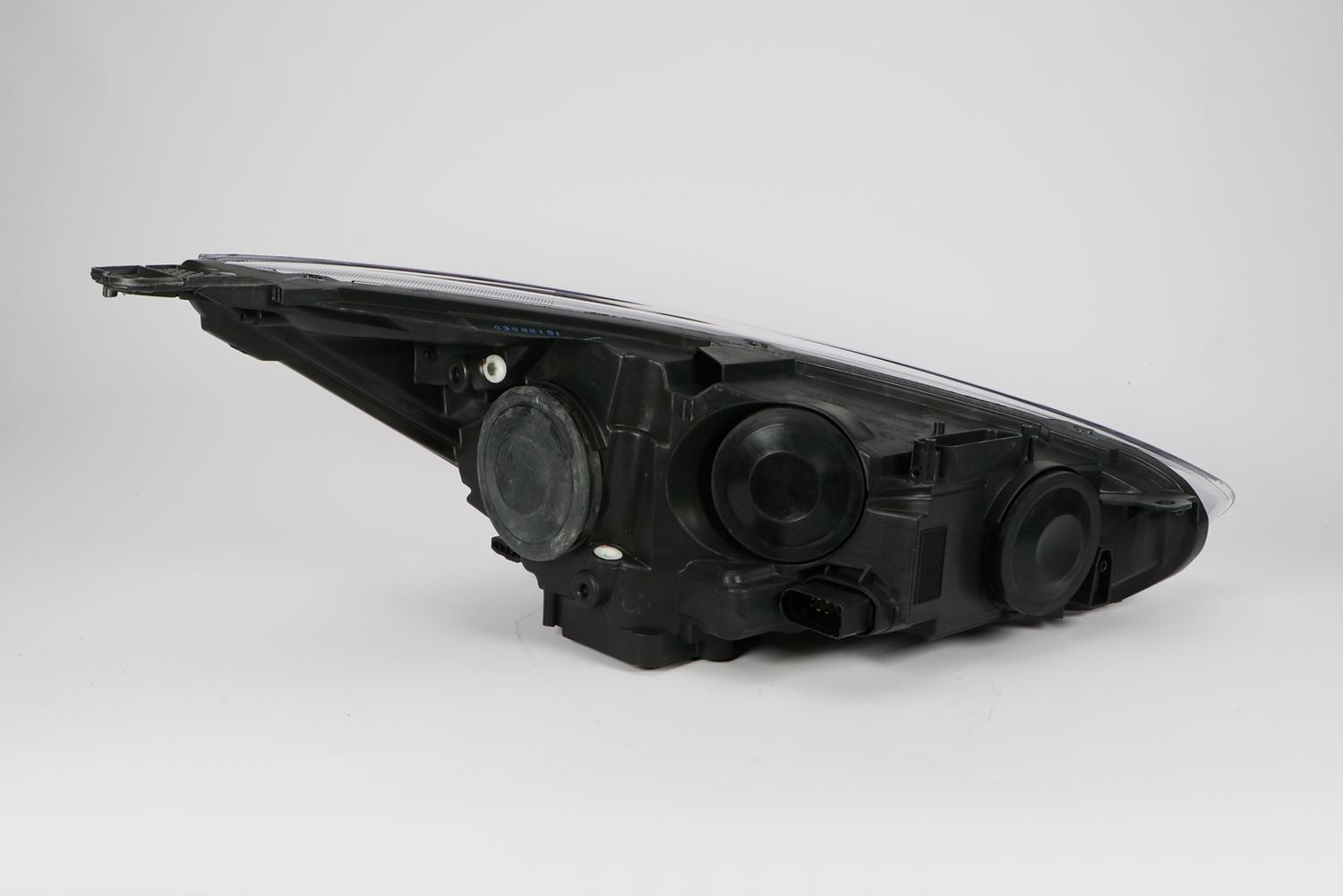 Hella Left Headlight for Ford, OEM quality, OEM 1866250 - View 2