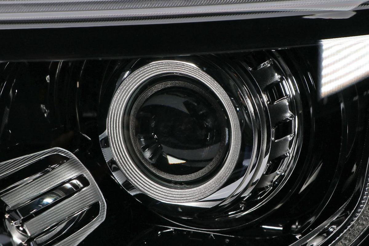 Land Rover Discovery Headlight Cover, Valeo OEM, OEM LR052388 - View 7