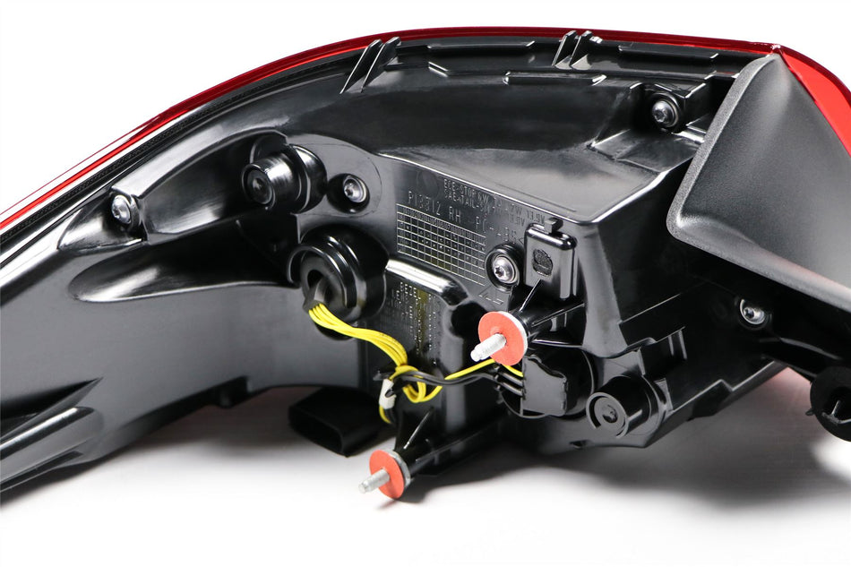 Vauxhall Insignia Right Rear Light, Magneti Marelli OEM, OEM 39125836 - View 2