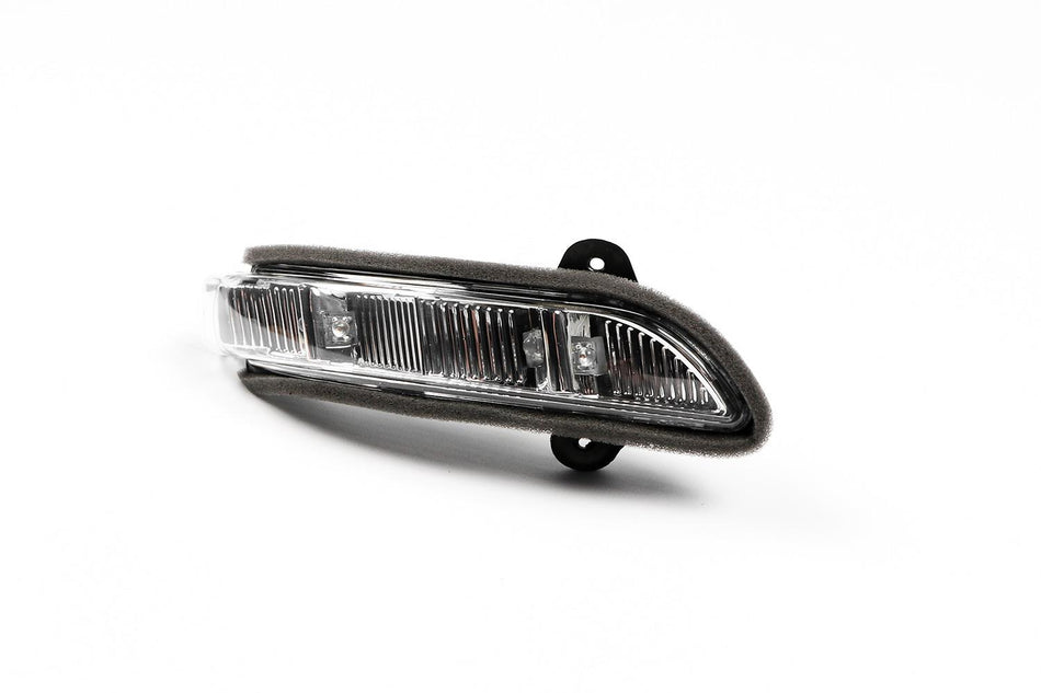 Mirror Indicator Right LED - for Mercedes-Benz - OEM 388-BZL129 | Eurowagens - View 2
