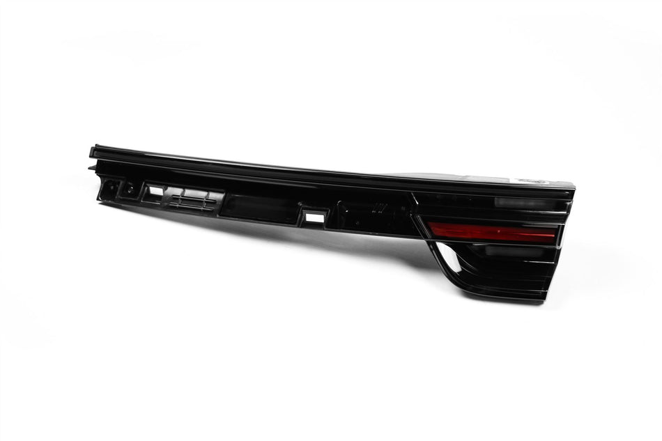 Porsche Panamera Right Rear Light, Magneti Marelli OEM, OEM 973945208A, MPN MRL5301