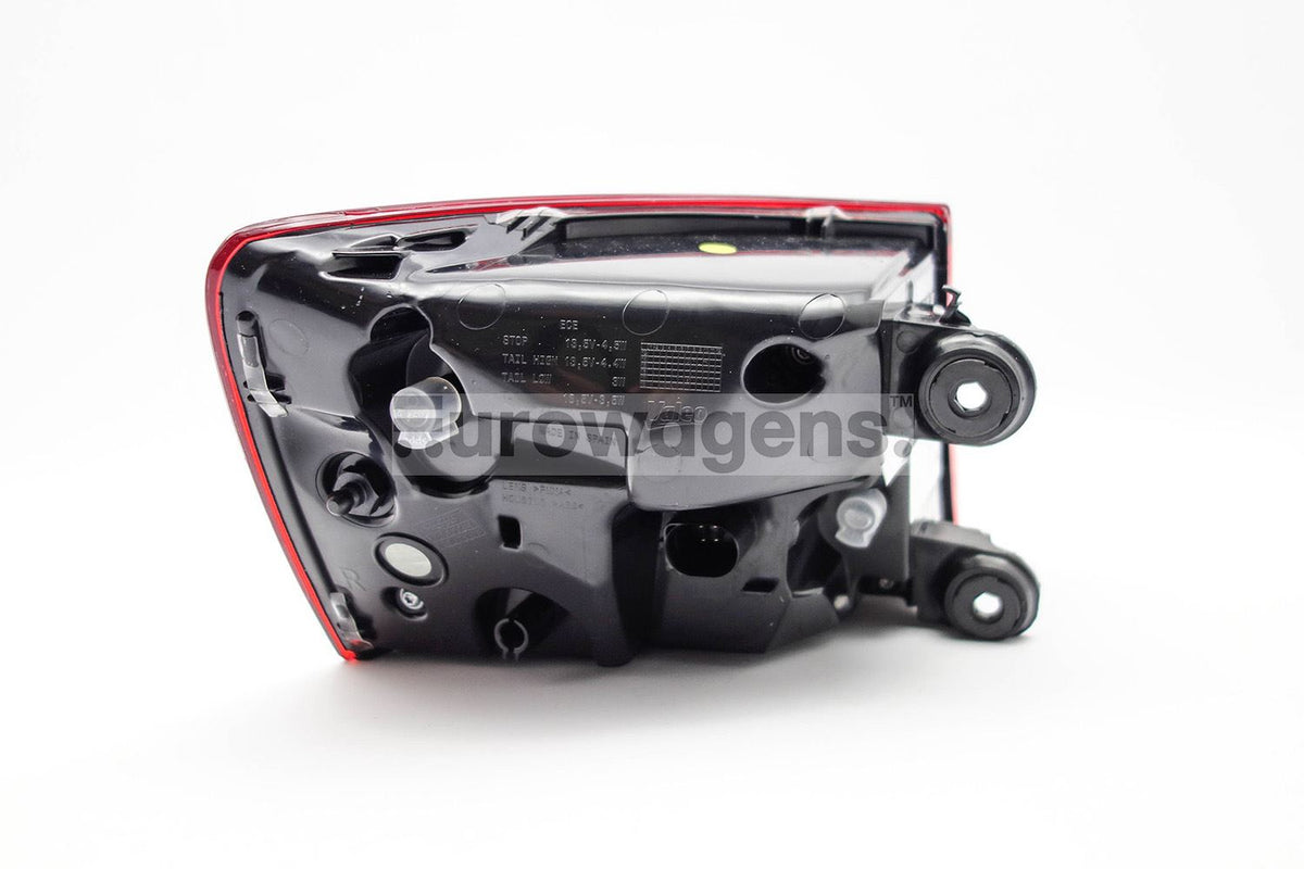 Audi A6 Left Rear Light, Valeo OEM, OEM 4G5945095C - View 2