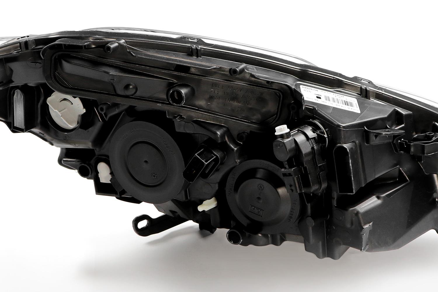 Peugeot 208 Left Headlight, Valeo OEM, OEM 9822690680 - View 5