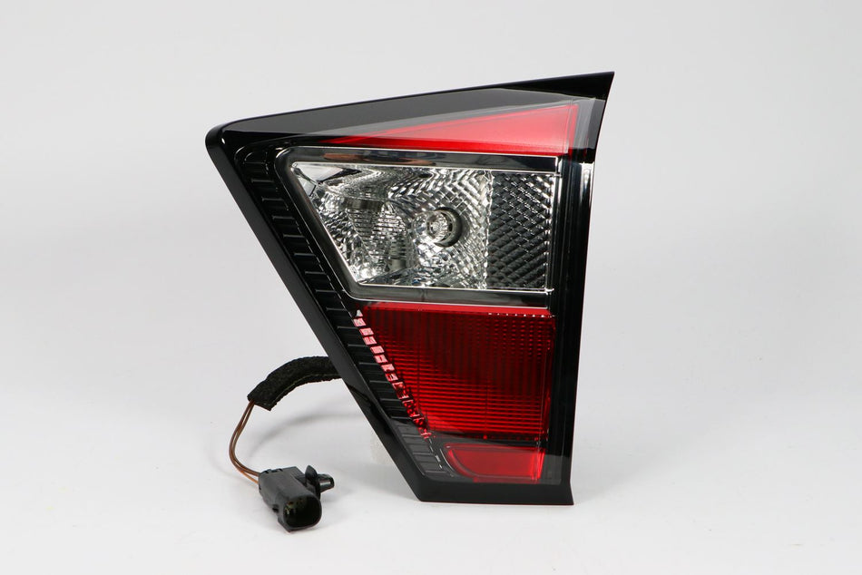Ford Kuga Right Rear Light, Valeo OEM, OEM 2069184, MPN 47136