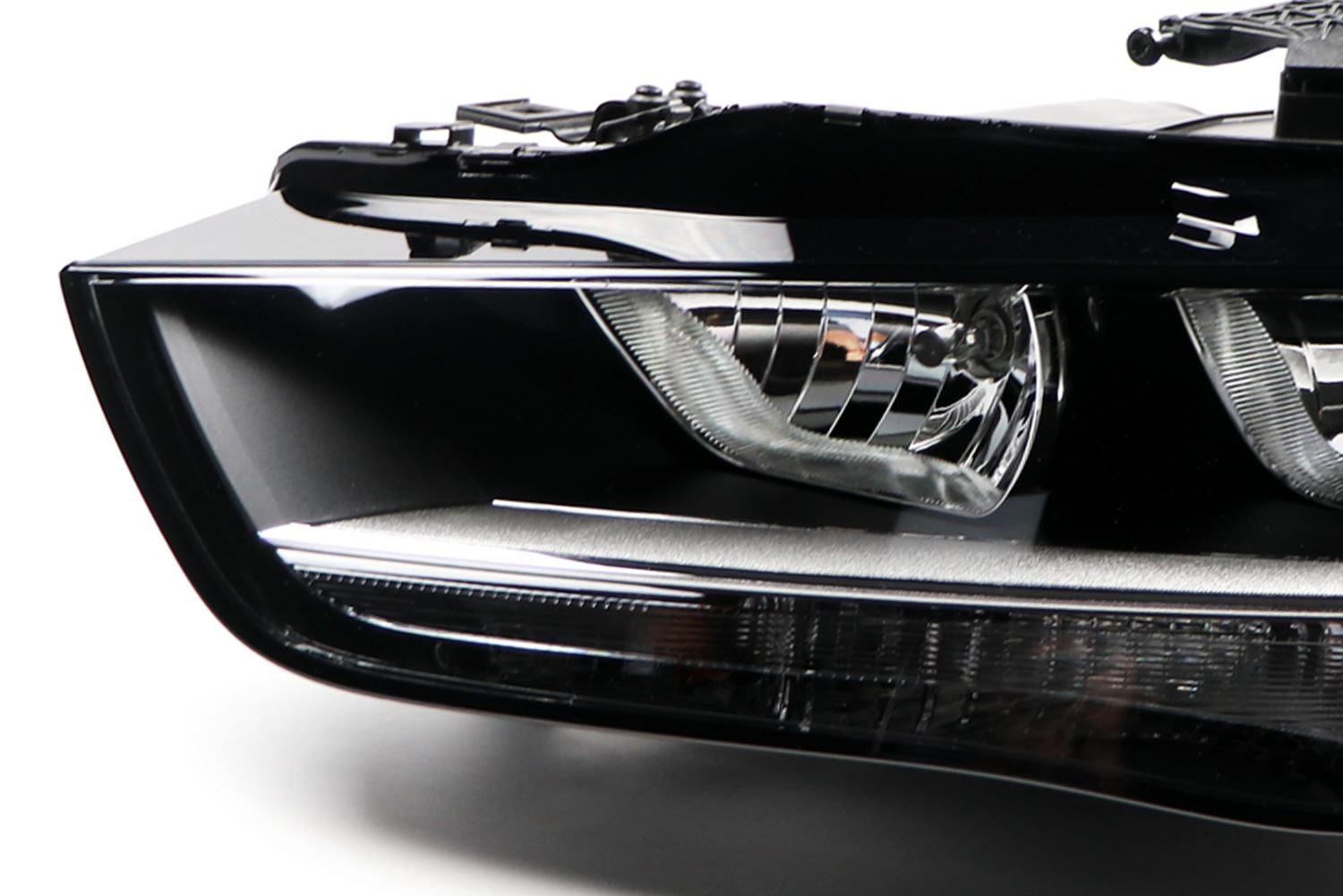 Audi A4 B8 Left Headlight, Magneti Marelli OEM, OEM 8K0941003AC - View 3