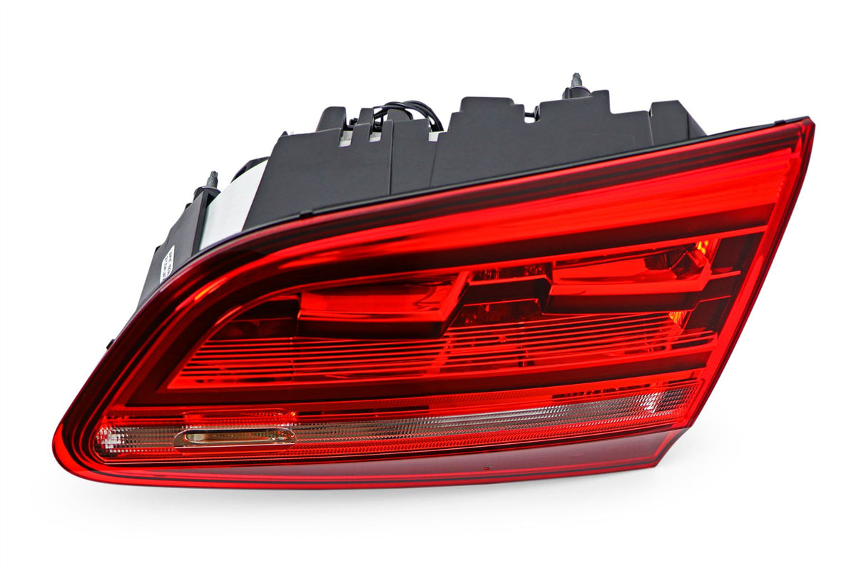 Volkswagen Sharan Right Rear Light, Magneti Marelli OEM, OEM 7N0945308A - View 11