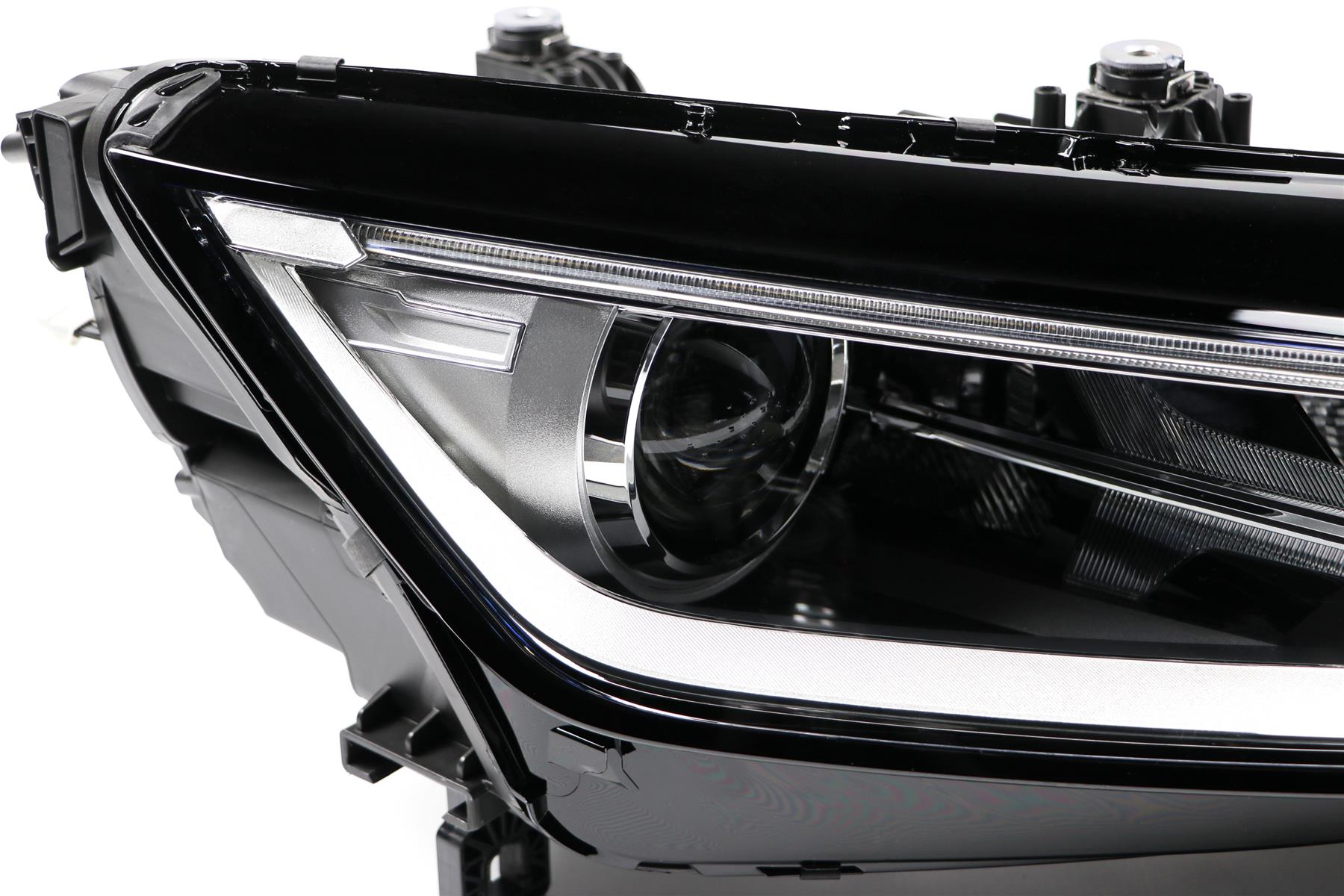 Audi TT Right Headlight, Magneti Marelli OEM, OEM 8S0941044A - View 6