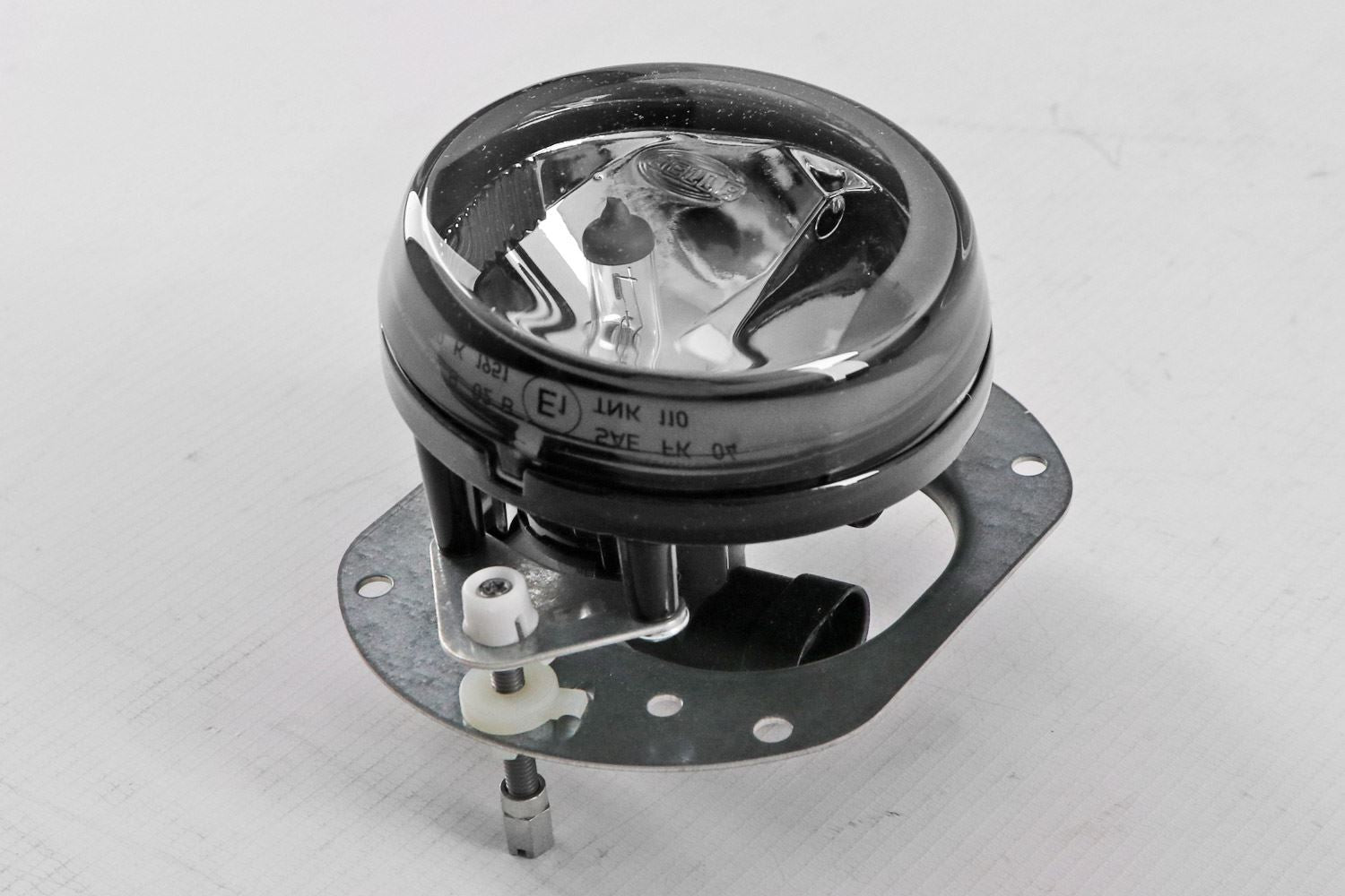 Hella Left Front Fog Light for Mercedes-Benz, OEM quality, OEM A2098200756 - View 9