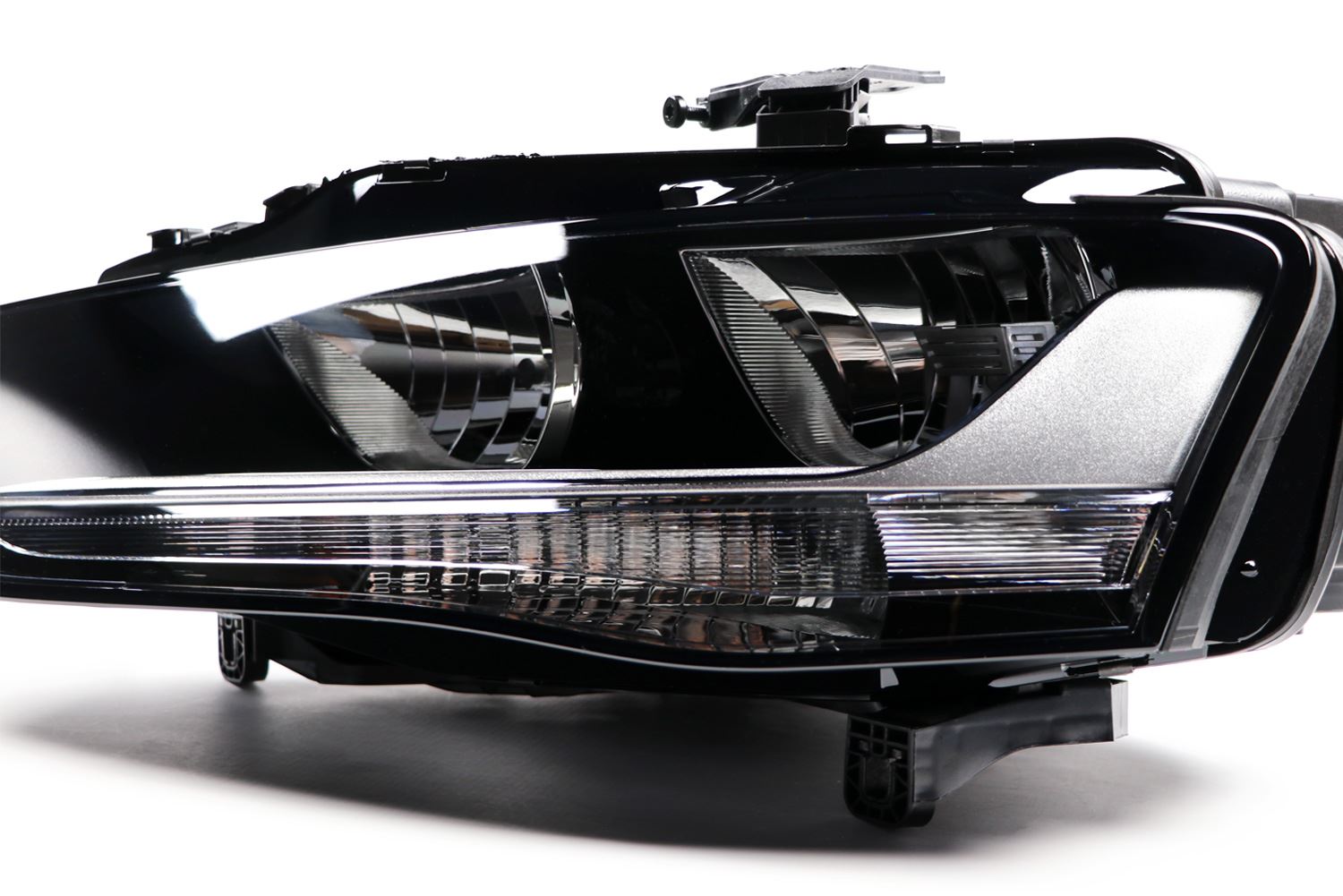 Audi A4 B8 Left Headlight, Magneti Marelli OEM, OEM 8K0941003AC - View 7
