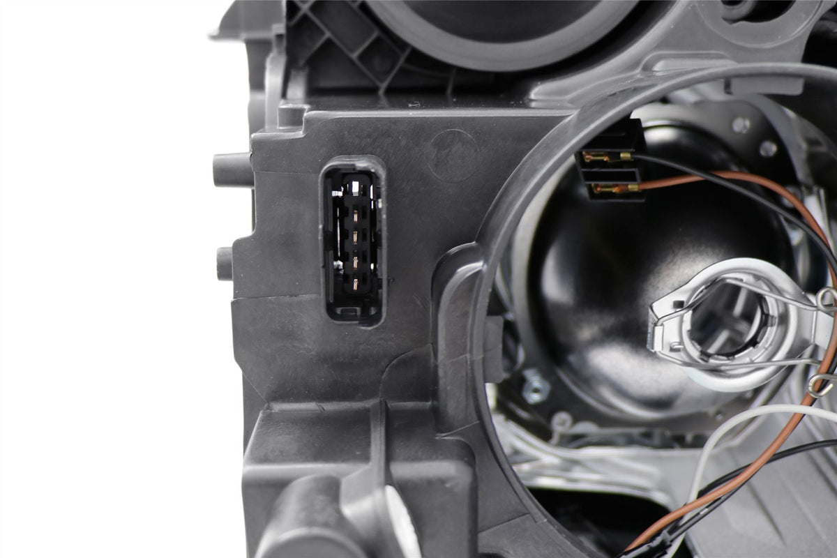 Hella Right Headlight for Nissan, OEM quality, OEM 26010BR01A - View 10