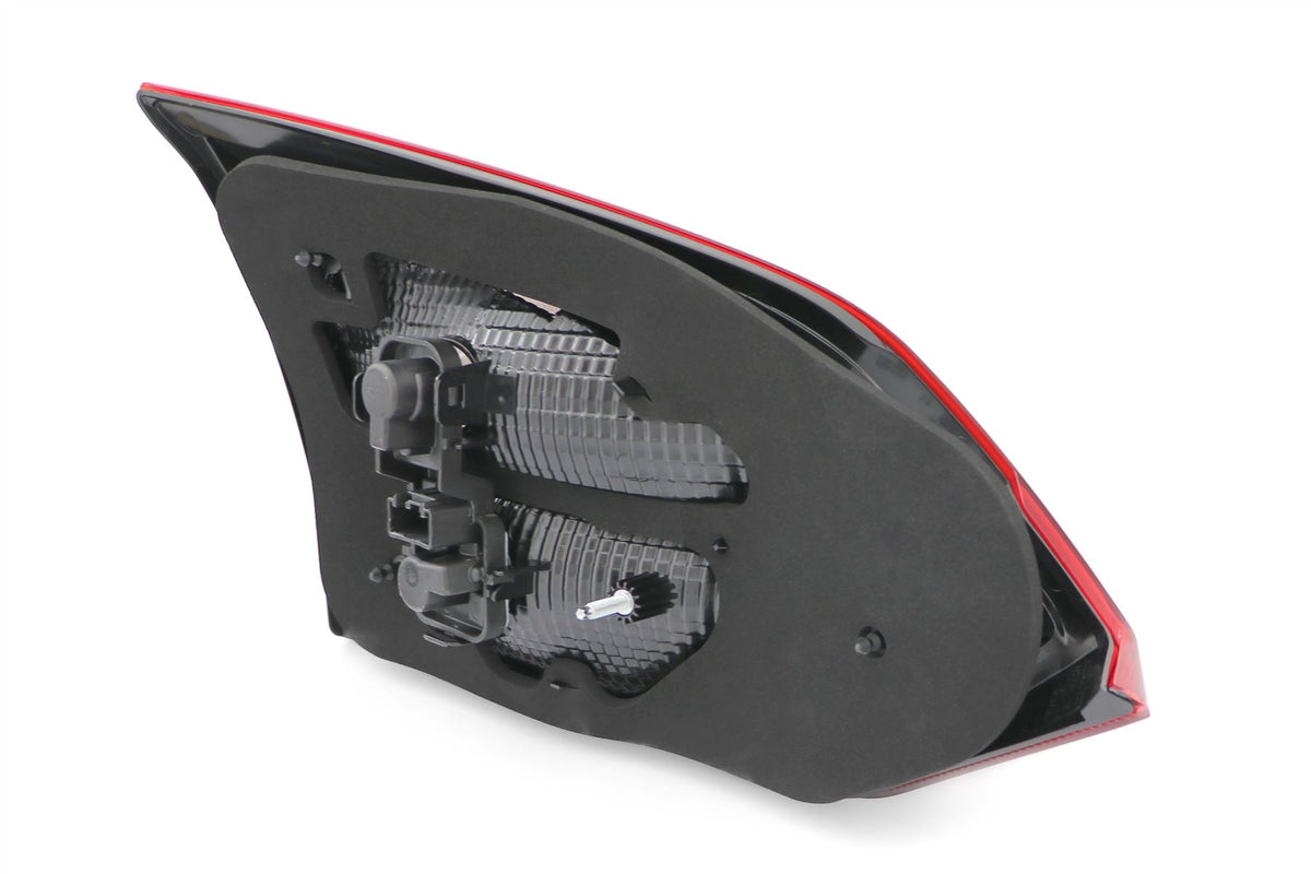 Ford Grand C-Max Right Rear Light, Valeo OEM, OEM 1686773 - View 10